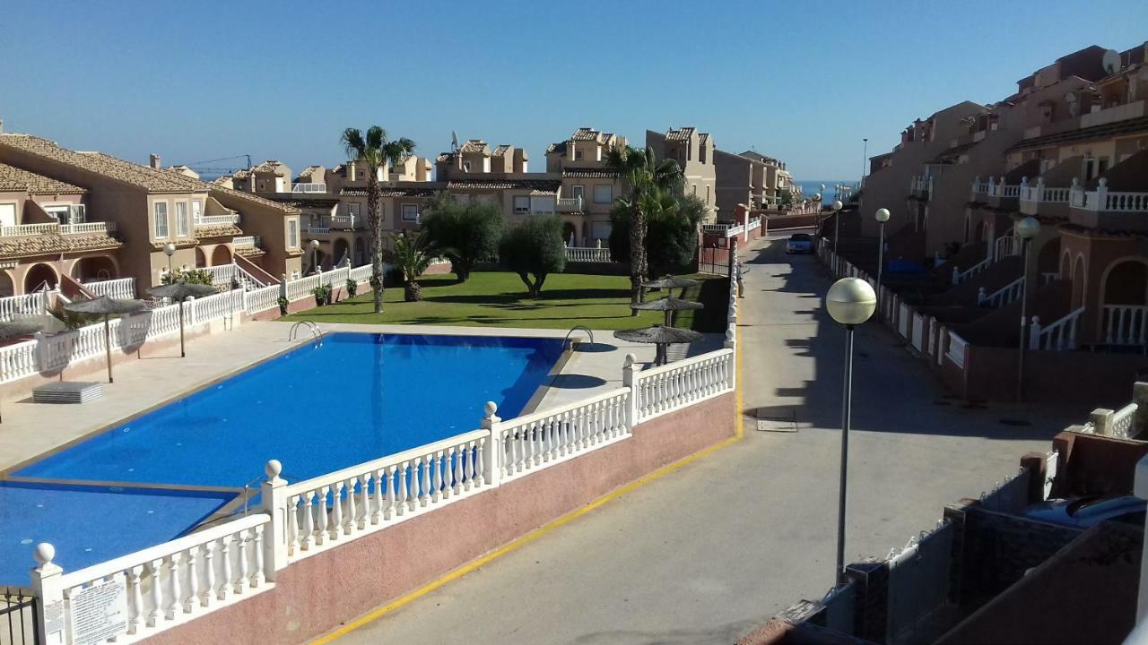 Bungalow Junto A La Piscina, Gran Alacant 圣波拉 外观 照片