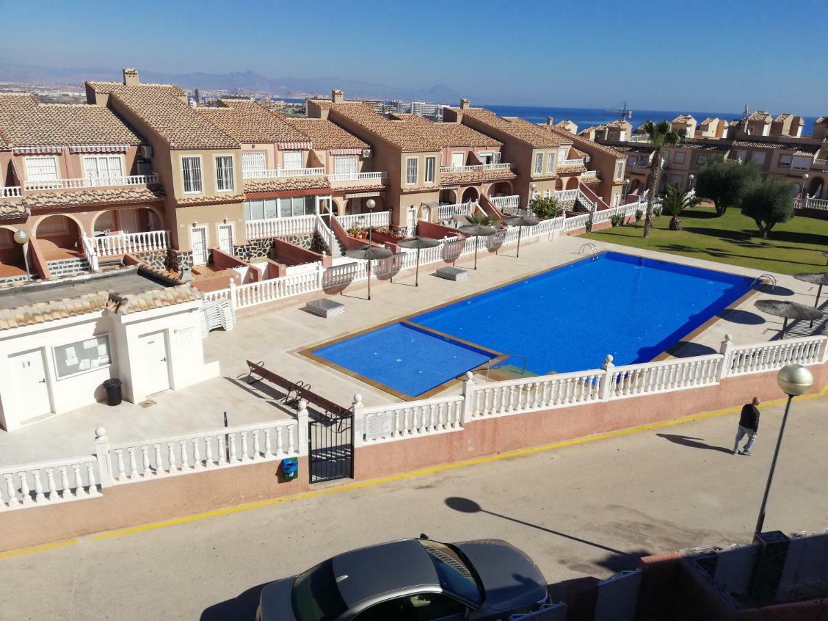 Bungalow Junto A La Piscina, Gran Alacant 圣波拉 外观 照片