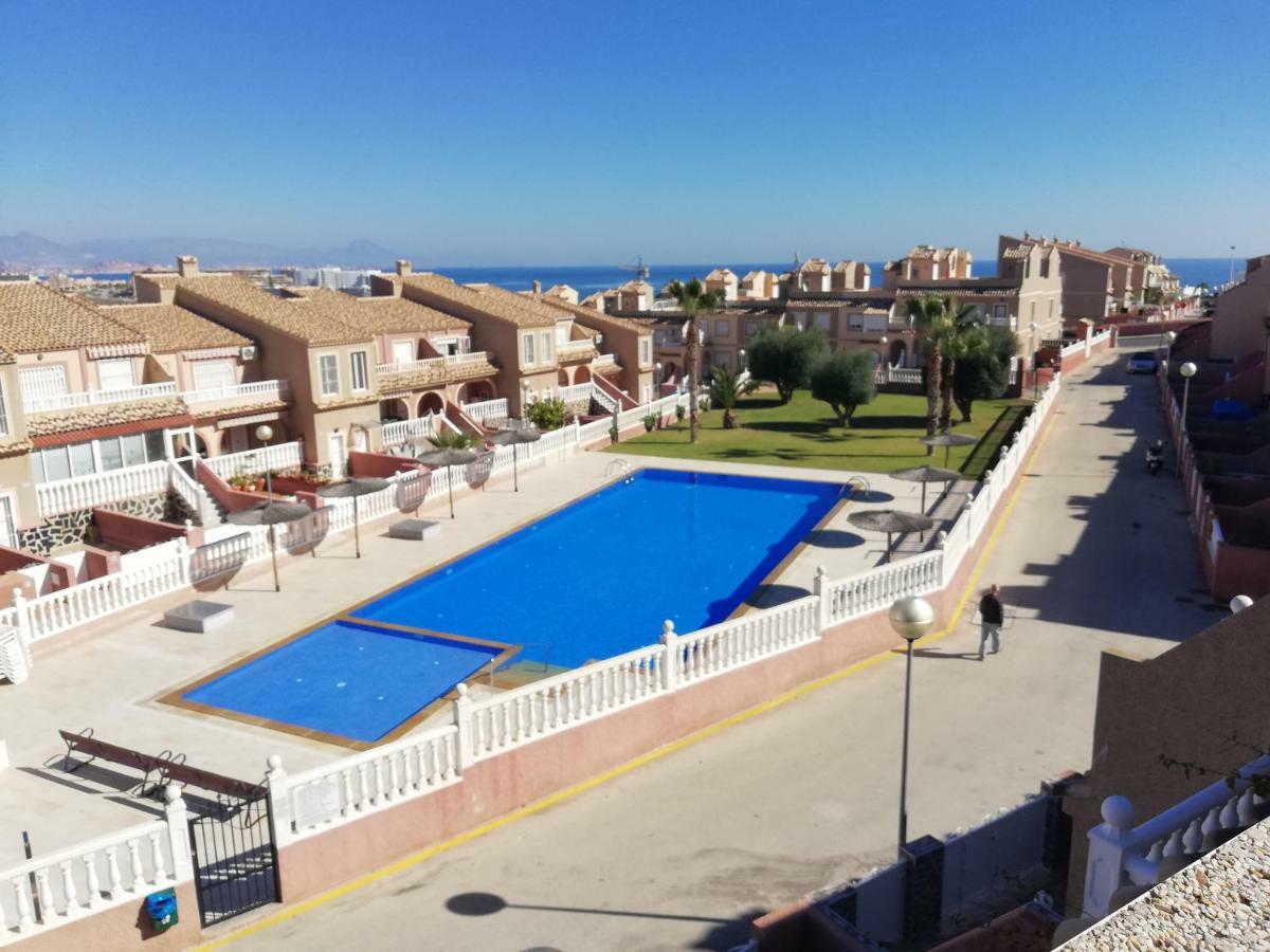 Bungalow Junto A La Piscina, Gran Alacant 圣波拉 外观 照片